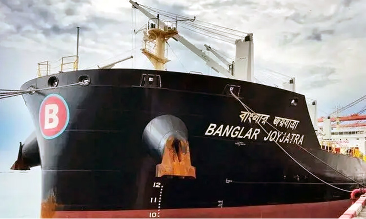 BSC ship stranded at Jebel Ali port, minister talks with sailors