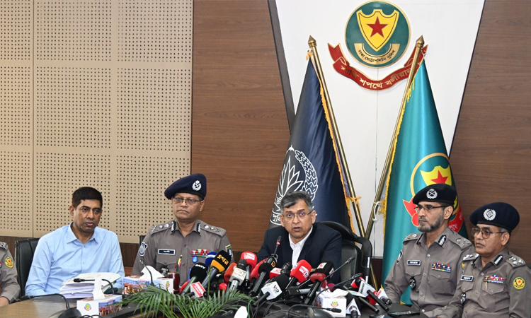 Govt preparing nationwide list of criminal's extortionists to bring them to book: Home Minister