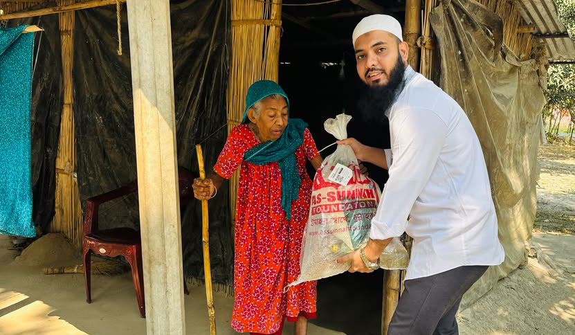 50 underprivileged families in Durgapur receive iftar packages