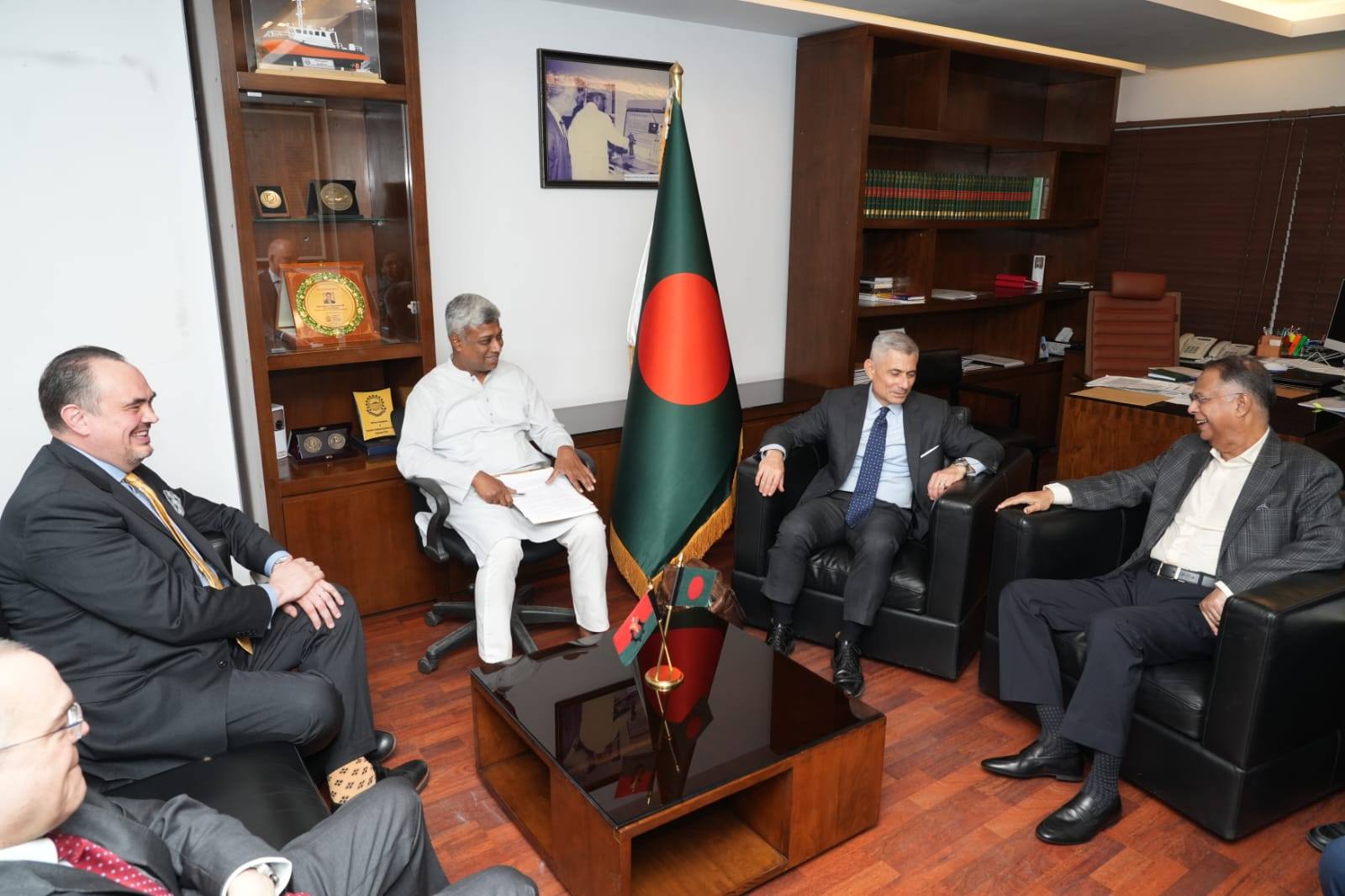 Bangladesh seeks US support to meet energy demand: Minister