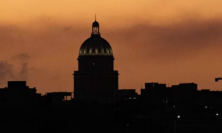 Two-thirds of Cuba, including Havana, hit by blackout