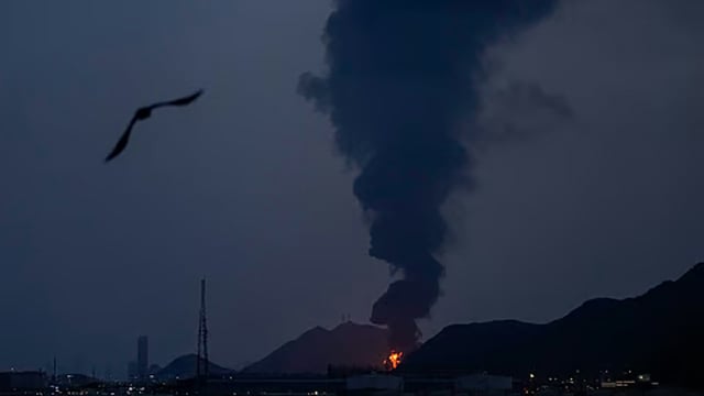 Dozens wounded in Bahrain as Gulf suffers missile, drone attacks