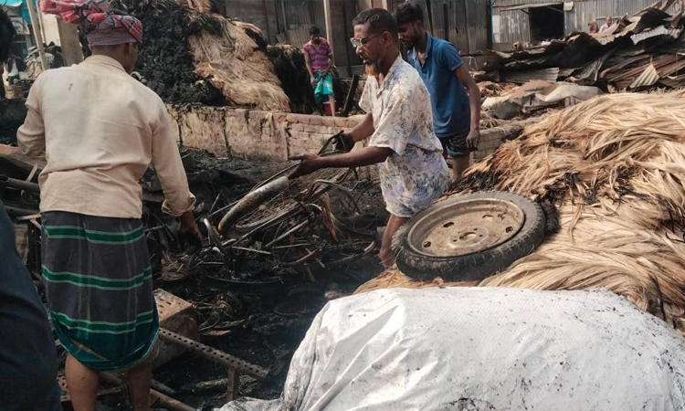 23 shops, godowns gutted in Rajbari fire, three firefighters injured