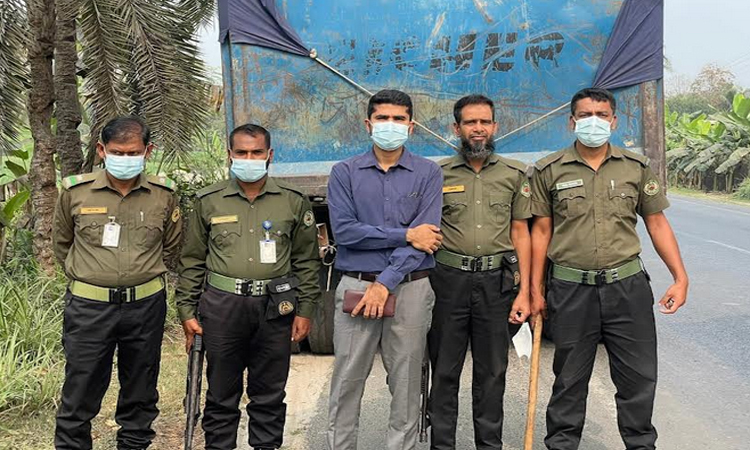 3 drum truck drivers fined in Rajshahi