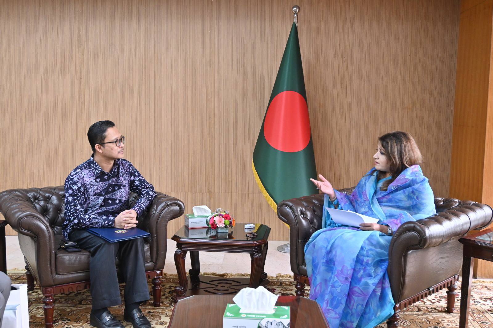Dhaka, Kuala Lumpur stress expanding bilateral cooperation