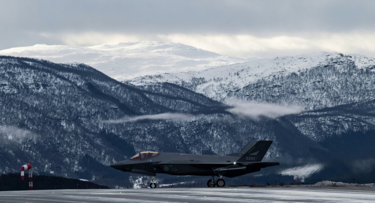 Canadian, German and Norway leaders hold Arctic security talks