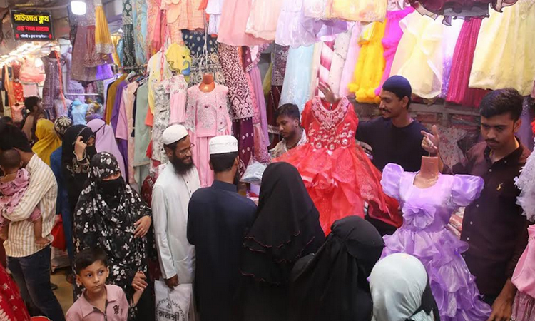 Eid shopping gets momentum in Ctg 
