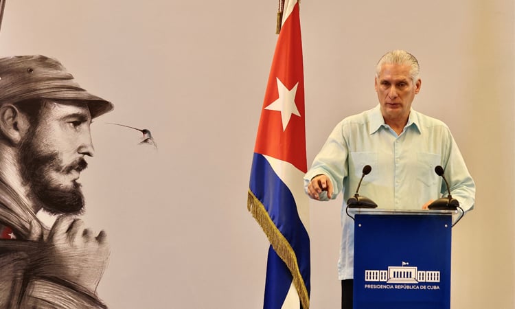 Cuba releases prisoners, confirms talks with US