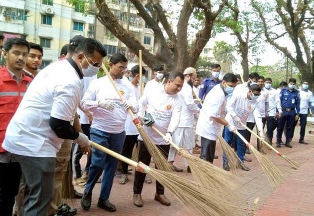 Month-long cleanliness drive begins in Ctg to prevent dengue