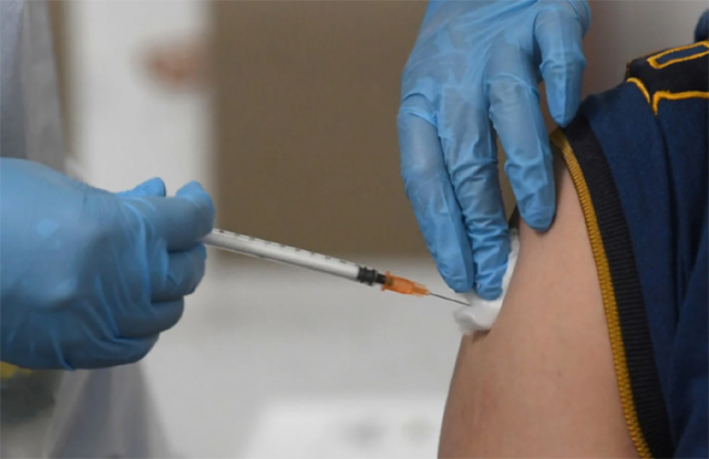 US judge halts implementation of Trump vaccine overhaul