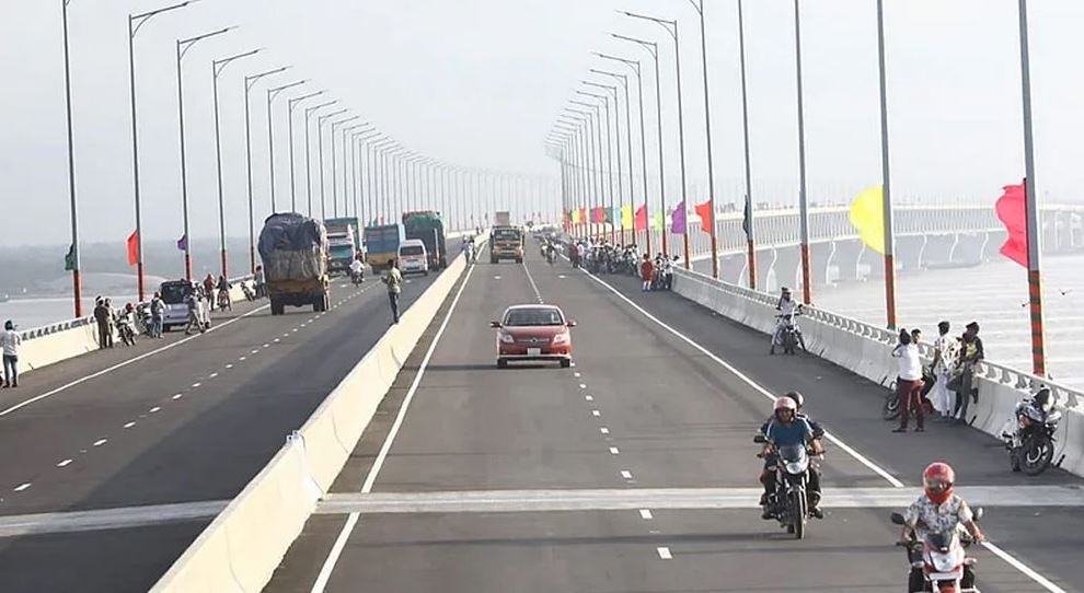 Record toll collection and vehicle crossings on Padma and Jamuna bridges