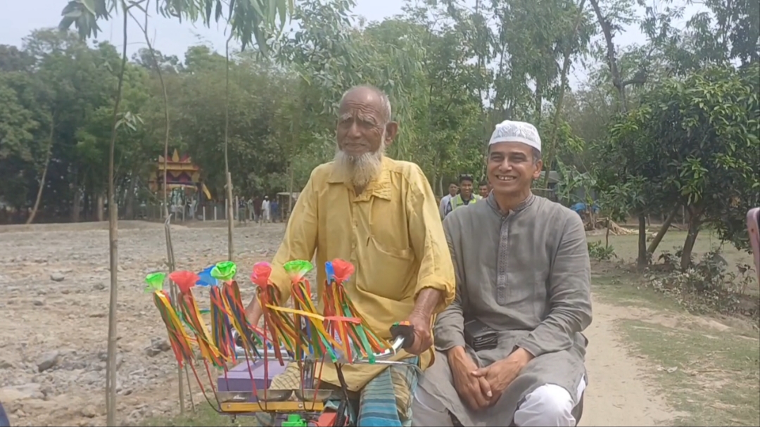 Elderly man gets new van from state minister Forhad in Panchagarh