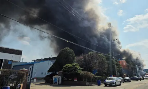 11 dead in South Korea car plant fire