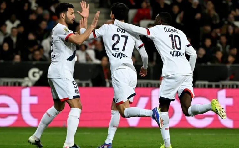 'Perfect' PSG sweep past Nice to reclaim top spot in Ligue 1