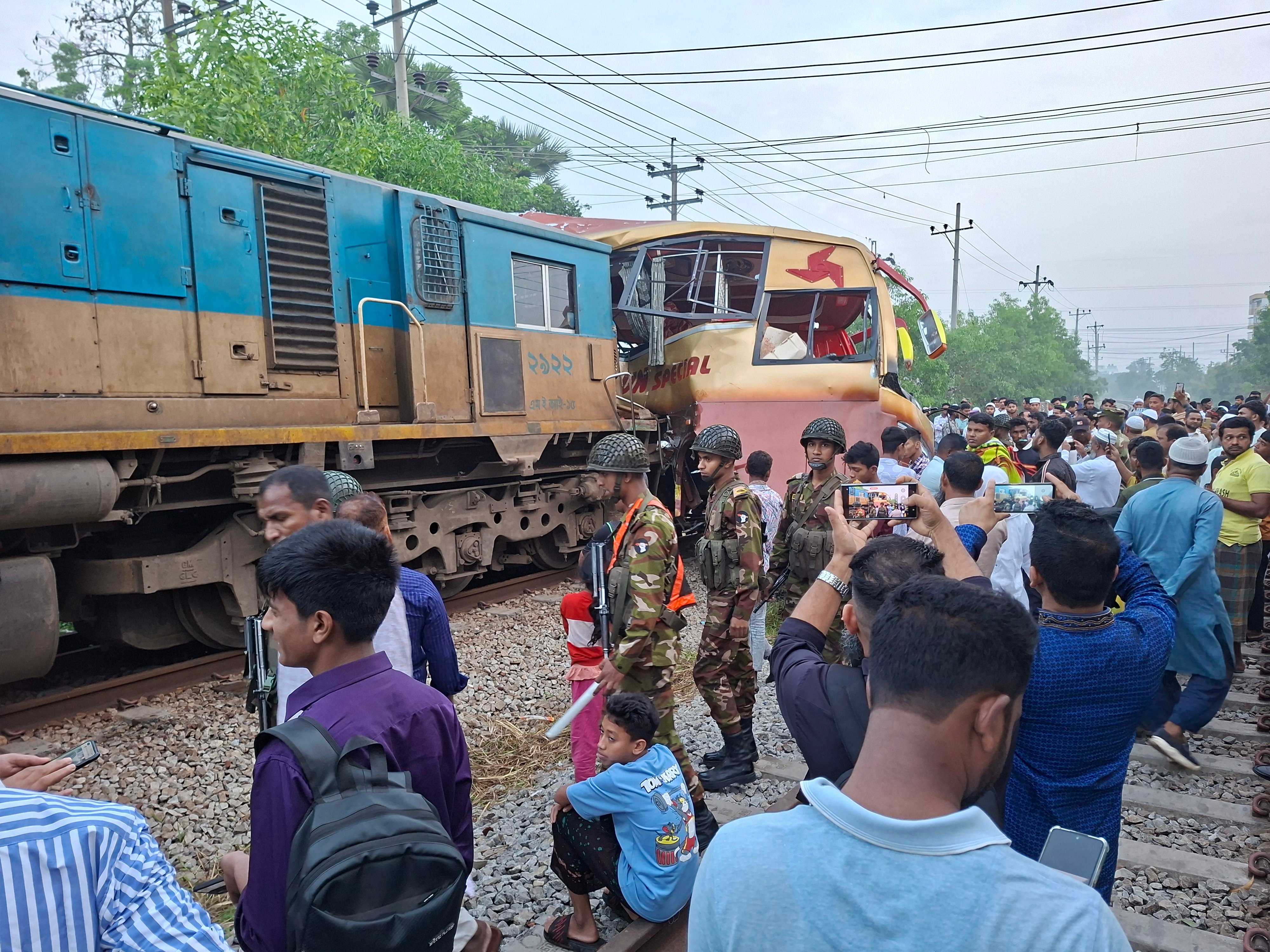 2 probe committees formed in Cumilla bus-train collision