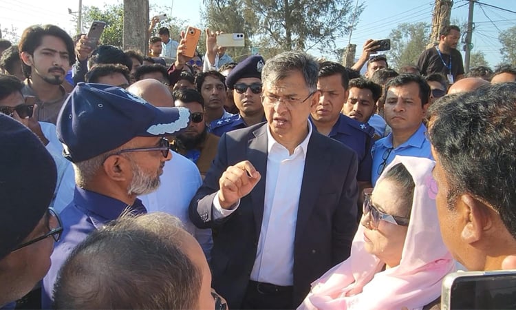 No illegal structures will be kept on sand dunes in Cox’s Bazar: Salahuddin 