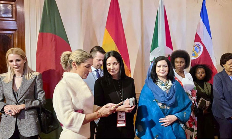 Zubaida Rahman meets Melania Trump, other First Ladies