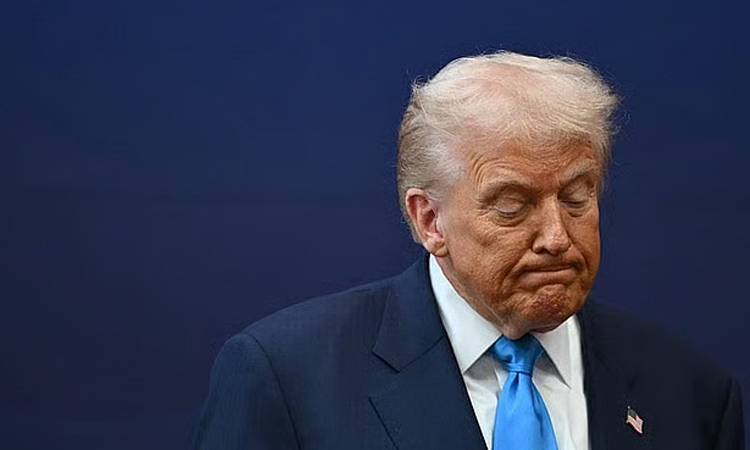 Trump pushes back Iran strikes deadline