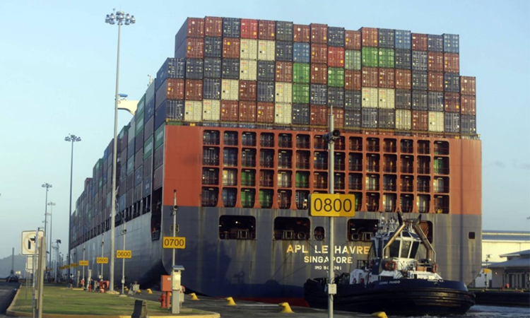 Panama Canal sees traffic boost over Iran war