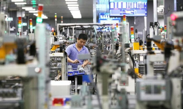 China's factory activity expands at quickest pace in a year