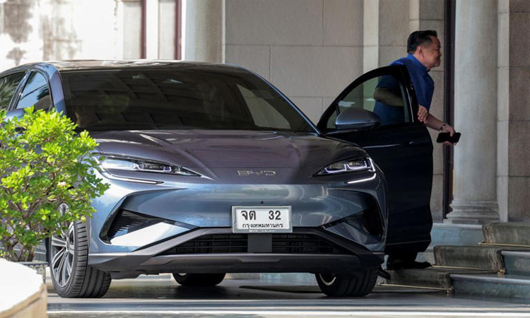 Thailand's king endorses new cabinet