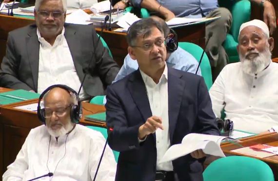 Home Minister calls for forming parliamentary special committee for bringing democratic constitutional amendments