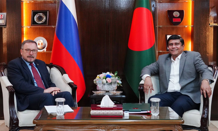 Russian envoy meets PM's defence adviser