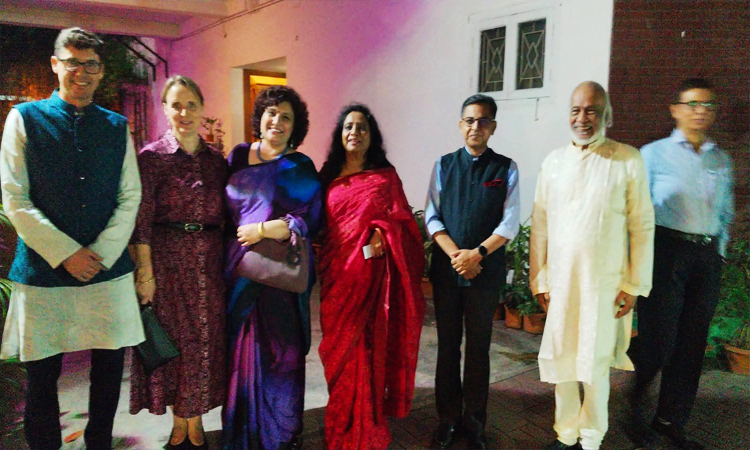 Moyeen Khan hosts dinner for diplomats, including US envoy