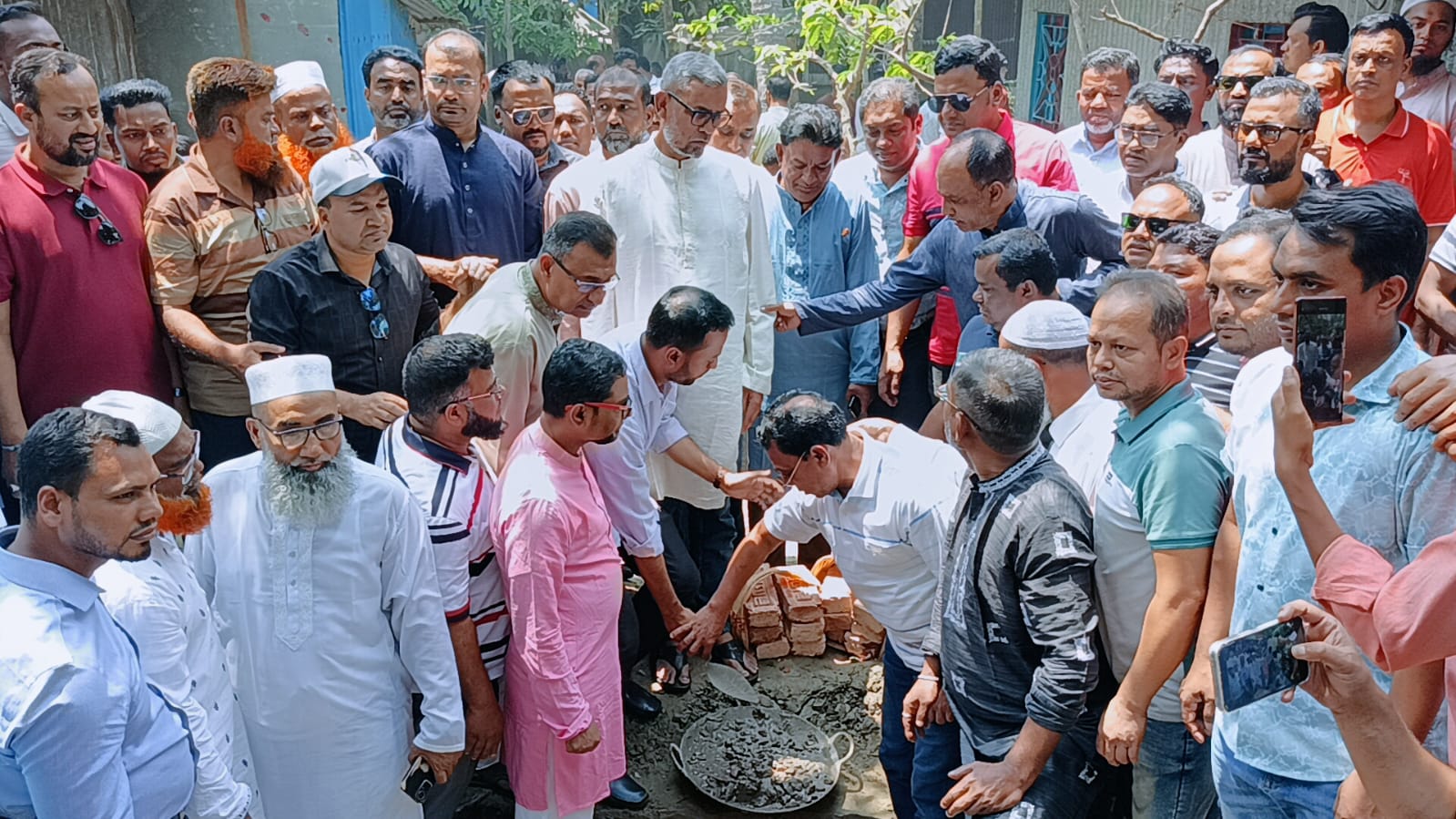 PM gifts new house to killed Feni Jubo Dal leader Harun's family