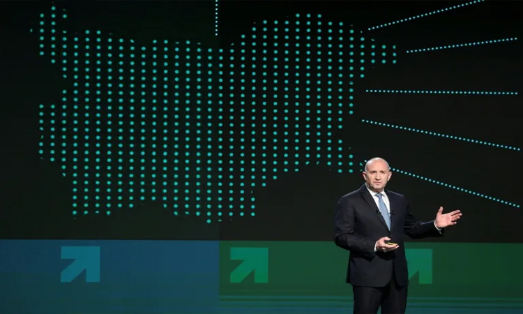 Bulgaria's ex-president Radev tipped to win snap vote