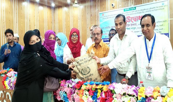 Agro-incentive distributed to Naogaon farmers