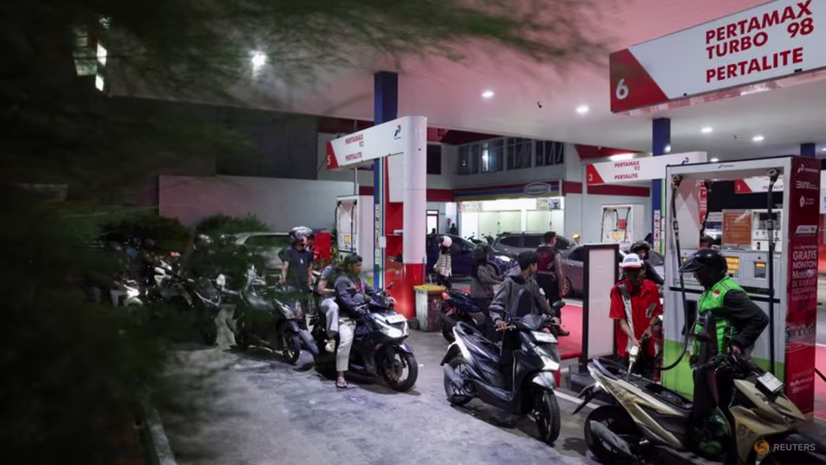 Indonesia can outlast MidEast war fallout to year end: minister