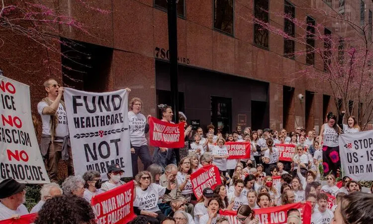 Around 100 pro-Palestinian protesters detained at NY demo