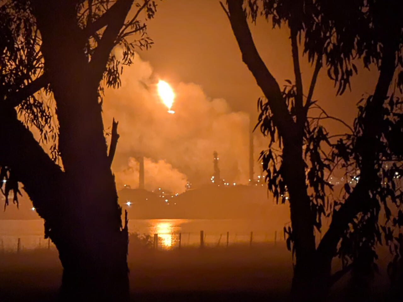 Fuel supply fears after blaze tears through crucial Australian refinery