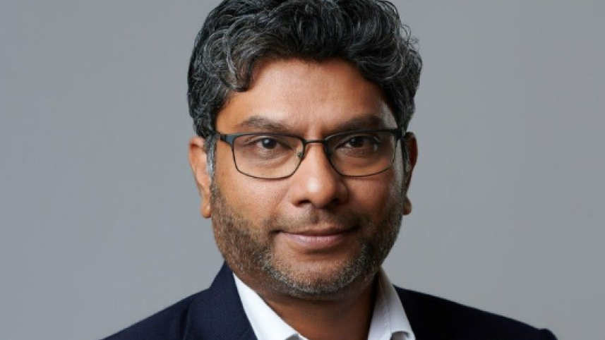 Tanvir Ghani reviews capital market reforms, manifesto alignment at BSEC