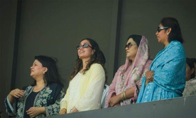 Zaima Rahman spotted at stadium during Bangladesh-New Zealand ODI