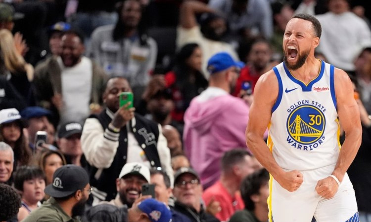 Magic rout Hornets as final NBA playoff spots decided