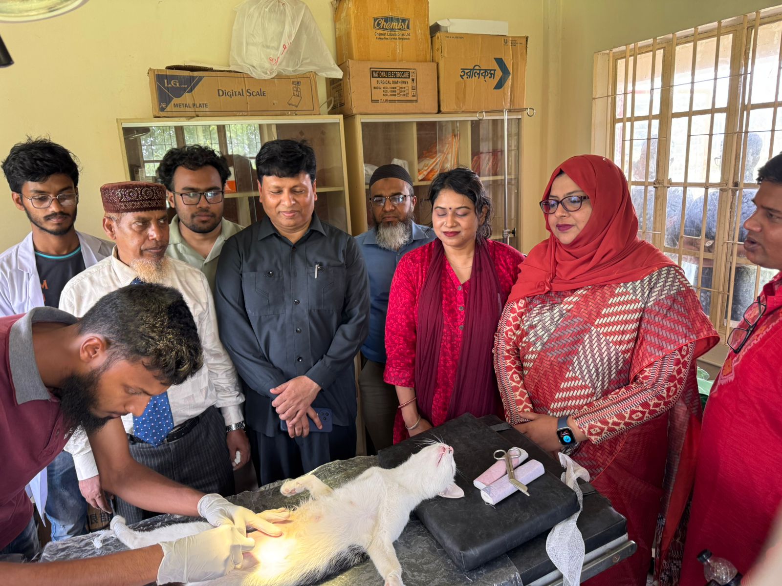 Free veterinary medical, vaccination campaign held at RU