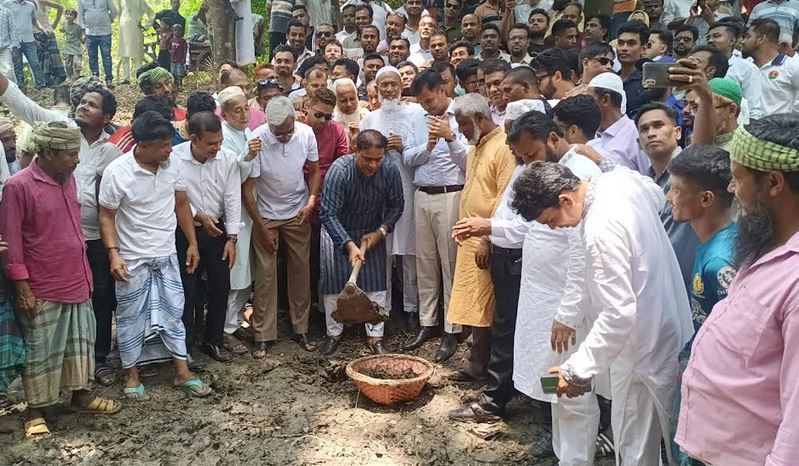 Re-excavation of two canals begins in Madaripur