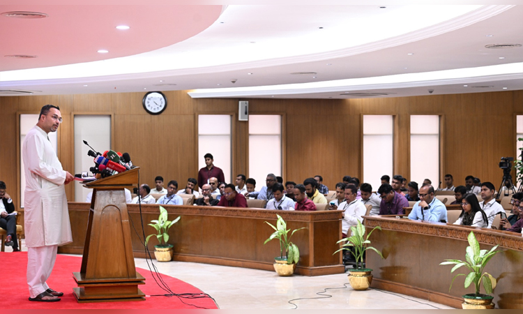 Opposition party creating obstacles to country's progress: Mahdi Amin