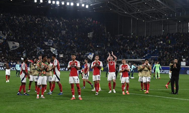 Arsenal face acid test of Premier League title mettle at Man City