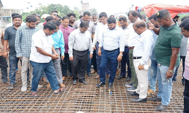 RCC Administrator inspects ongoing development works 