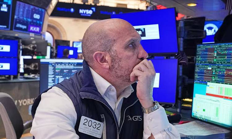 Stocks fall, oil climbs amid uncertainty over US-Iran talks