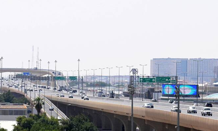 Kuwait says drones coming from Iraq target border posts