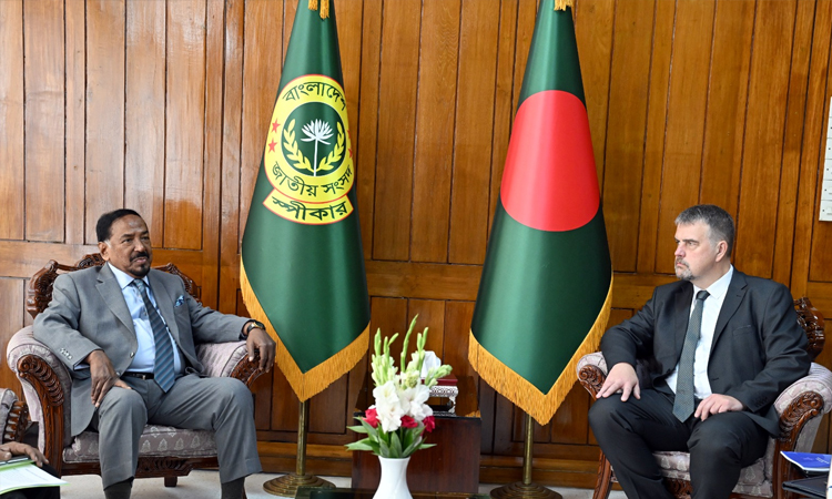 EU chief election observer calls on JS Speaker