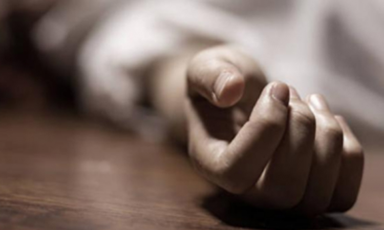 Female police constable found dead in Patuakhali