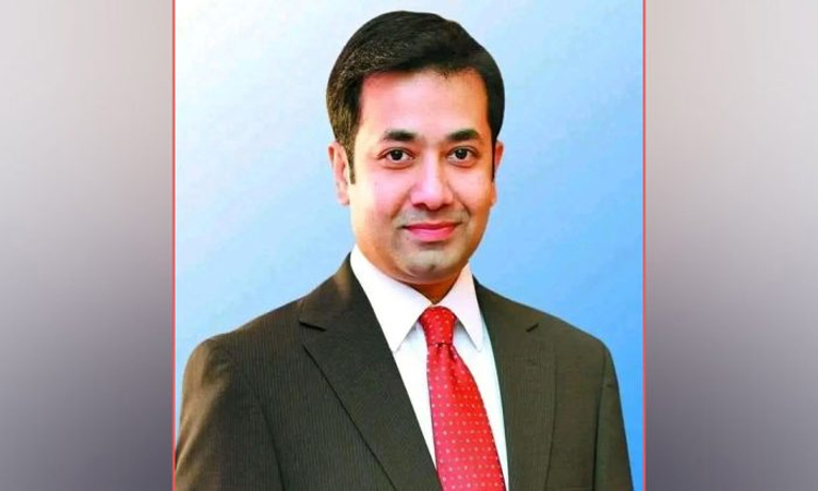 Yasser Khan greets journalists on World Press Freedom Day