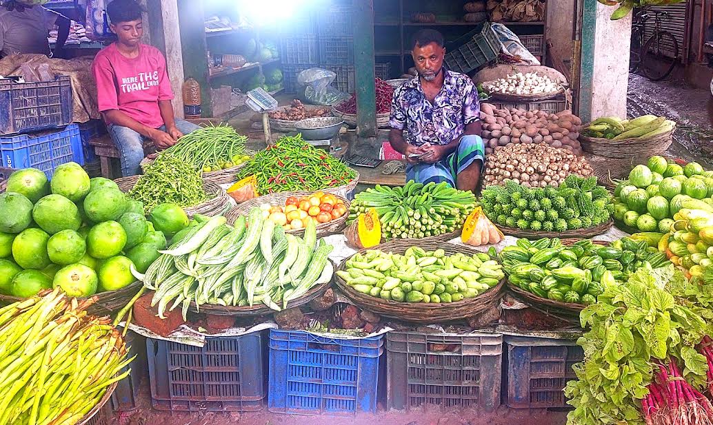 Relief in rural vegetable prices in Jhenaidah 