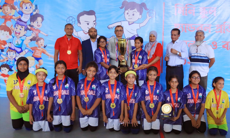 Sannydale win double crowns in Mini School Handball 