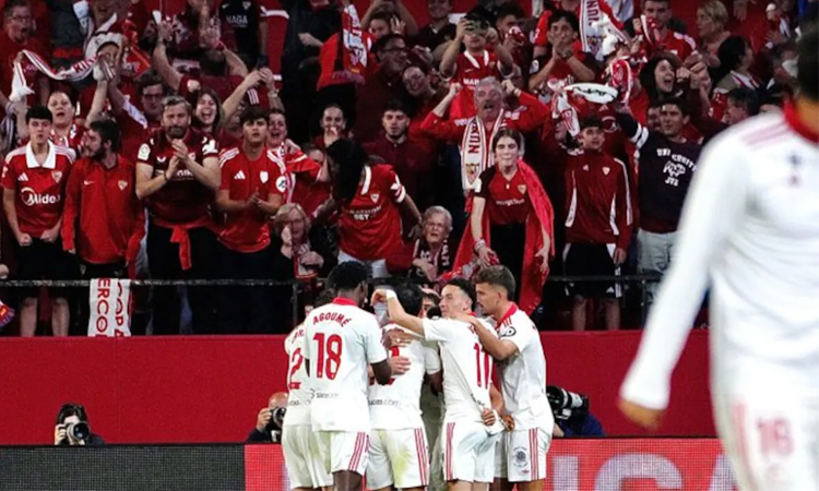 Sanchez guides Sevilla out of La Liga relegation zone